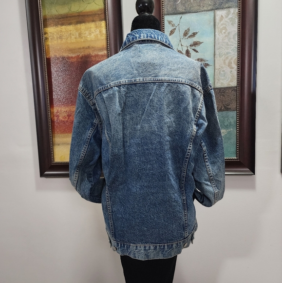 H&M denim jacket - Picture 3 of 4
